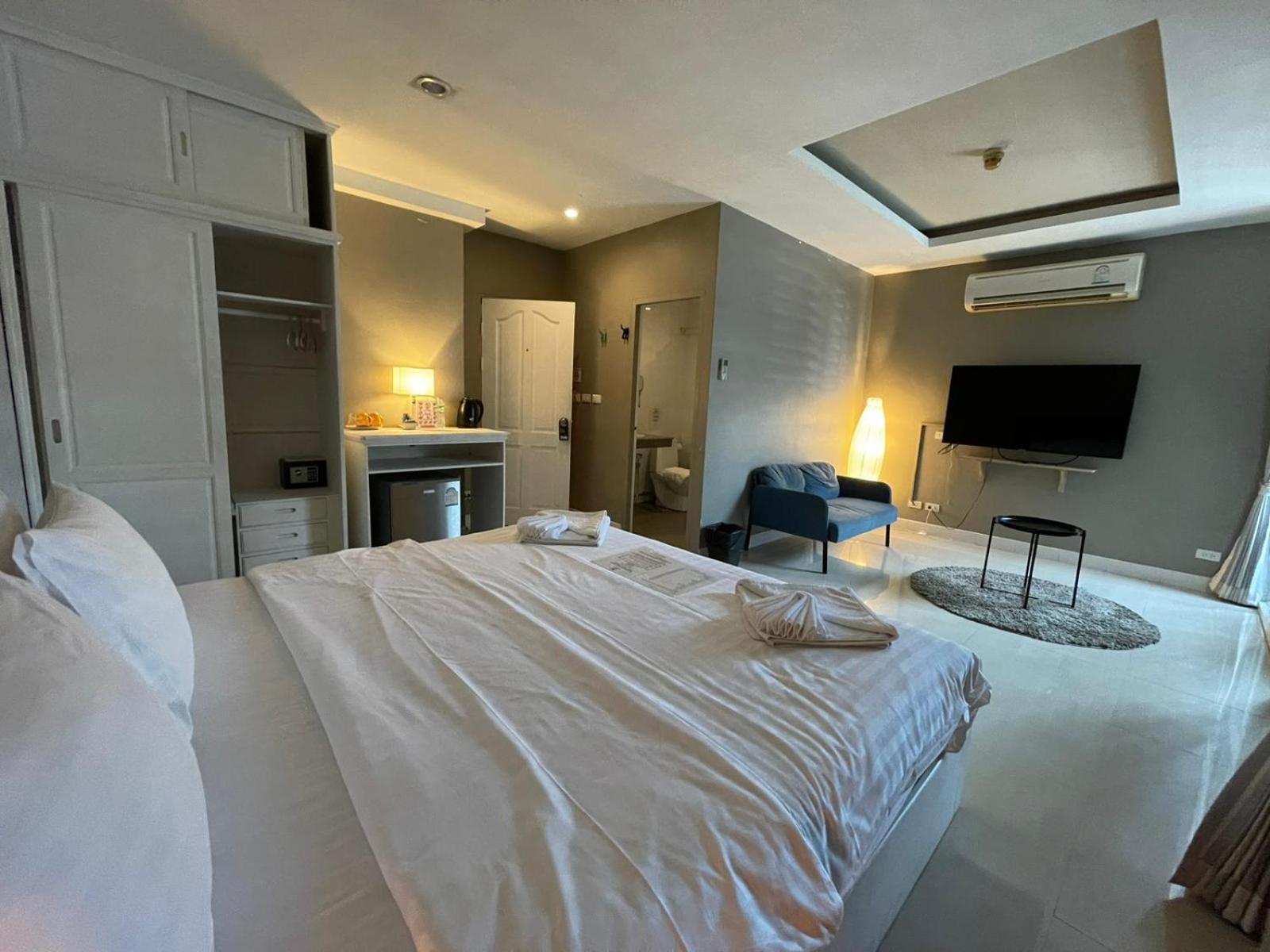 Lenny'S Koh Samui Hotel หาดเฉวง ภายนอก รูปภาพ