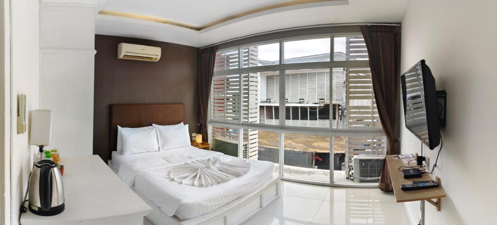 Lenny'S Koh Samui Hotel หาดเฉวง ภายนอก รูปภาพ
