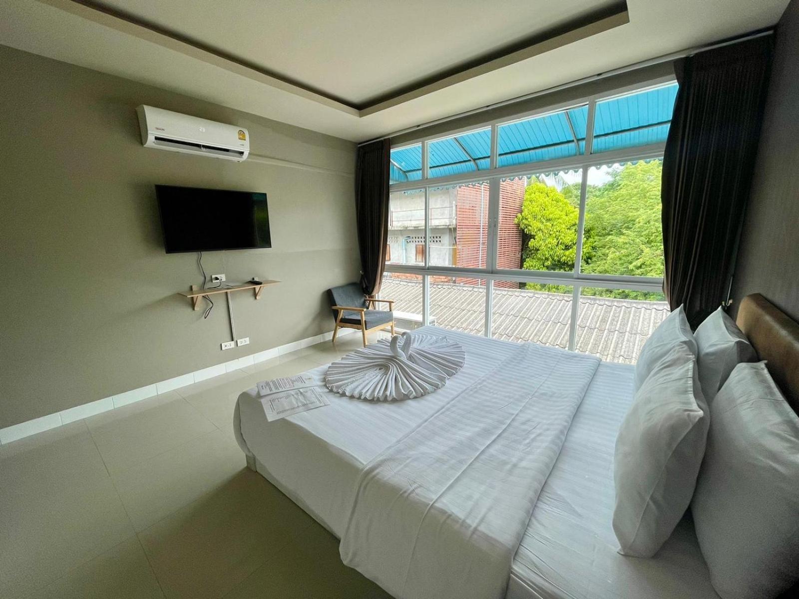 Lenny'S Koh Samui Hotel หาดเฉวง ภายนอก รูปภาพ
